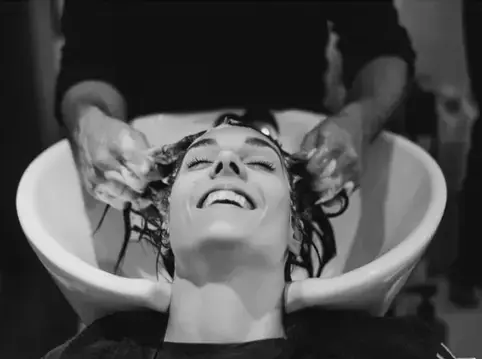 coiffeur femme à Sainte-Anne - image 2